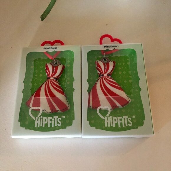HIPFITS SET OF 2 BACKPACK HANGER/KEYCHAIN "MINT DRESS" PERFECT STOCKING STUFFER - Picture 1 of 5